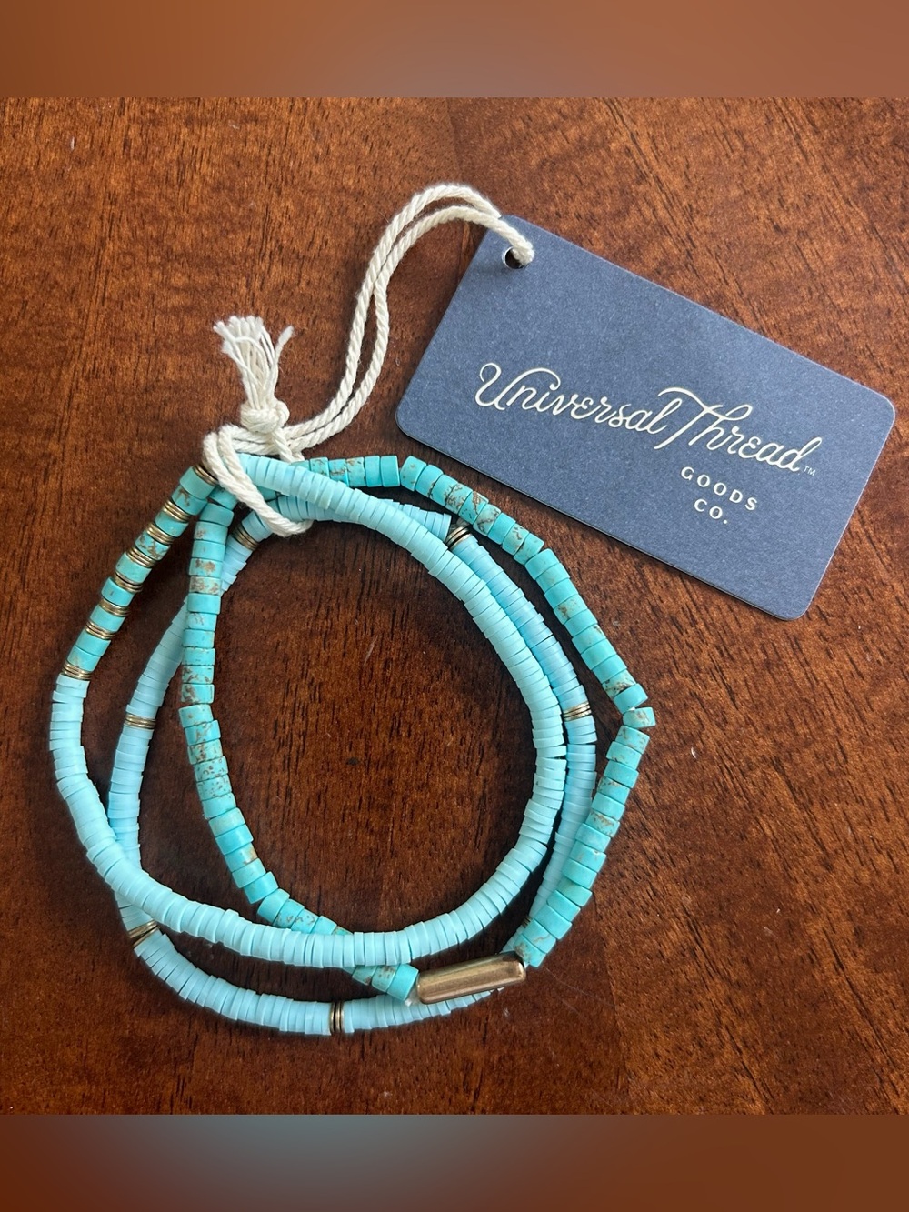 Universal Thread Turquoise and Gold Beaded Stretch Bracelet Set. NWT